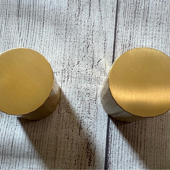 Sziqiqi Gold Metal Candle Holders – Set of 2 – NWOT – Modern Faceted Design - Picture 2 of 6